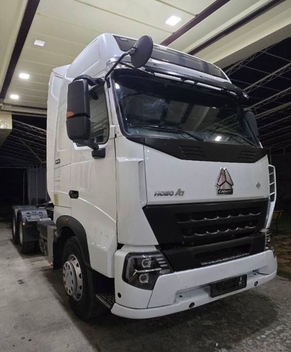 Тягач 6×2 сотилади