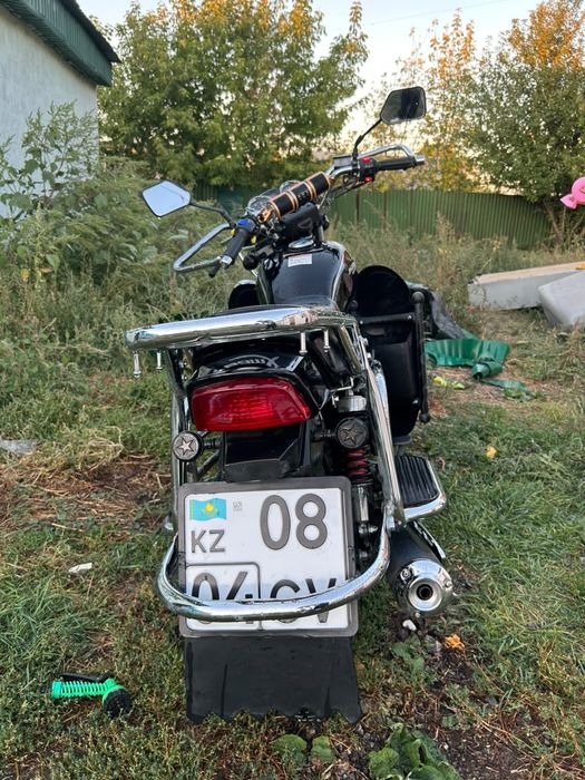 Продам мотоцикл 200 кубов