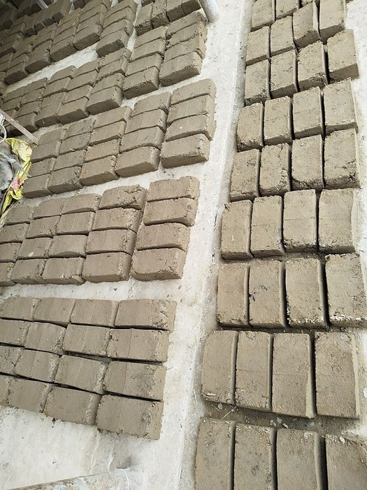 Xom gʻisht sotiladi!!!  Gʻisht bor