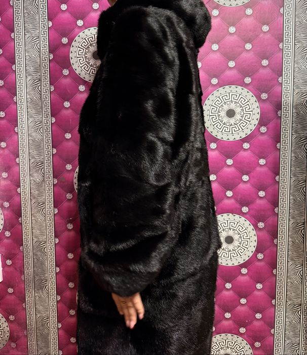 продам Норковую шубу