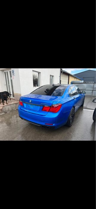 Bmw 740d  f01. Motor 306cp n57d30b
