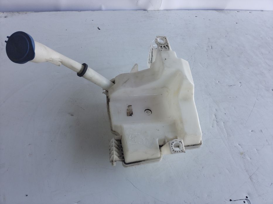 Rezervor apa spalare parbriz Ford Focus 3 2015 BV6117B613C