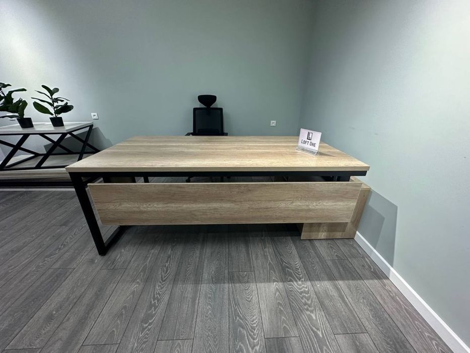 Директорский стол, стол руководителя офисная мебель, стол лофт