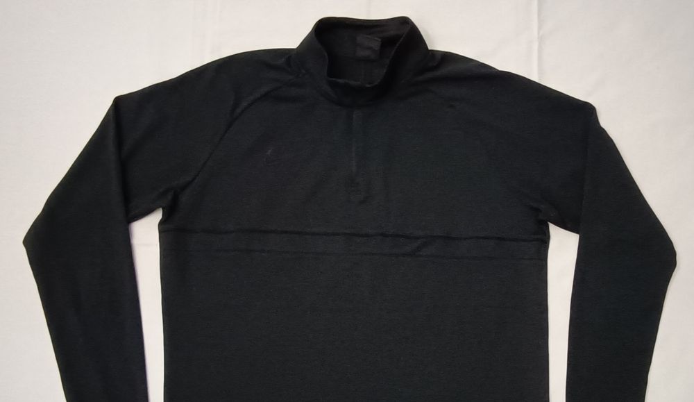 Nike DRI-FIT оригинално горнище L Найк спорт горница горно фитнес