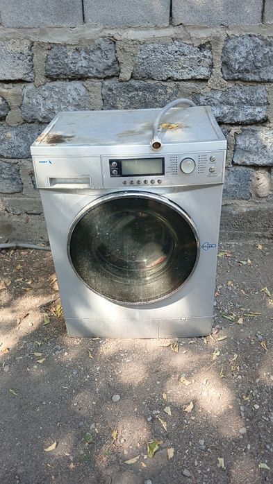 Продам стиральную машинку автомат