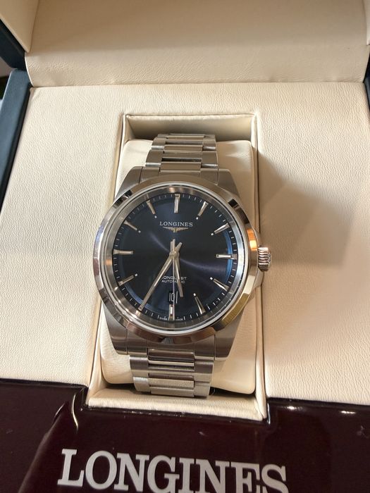 Часовник Longines Conquest 41 mm