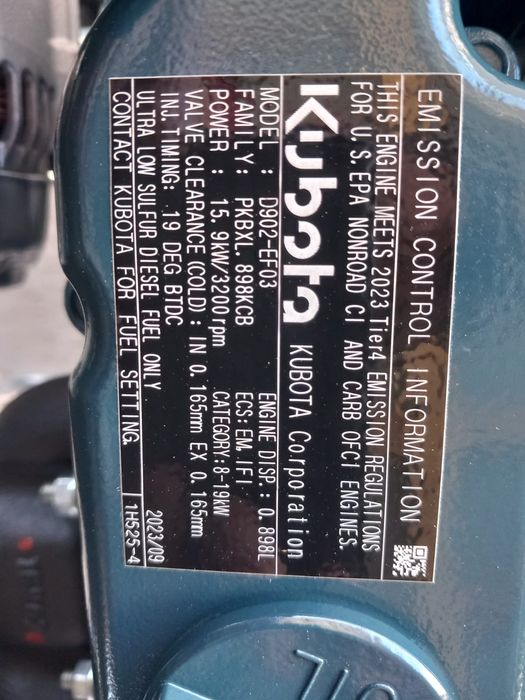 Motor Kubota D902-EF03