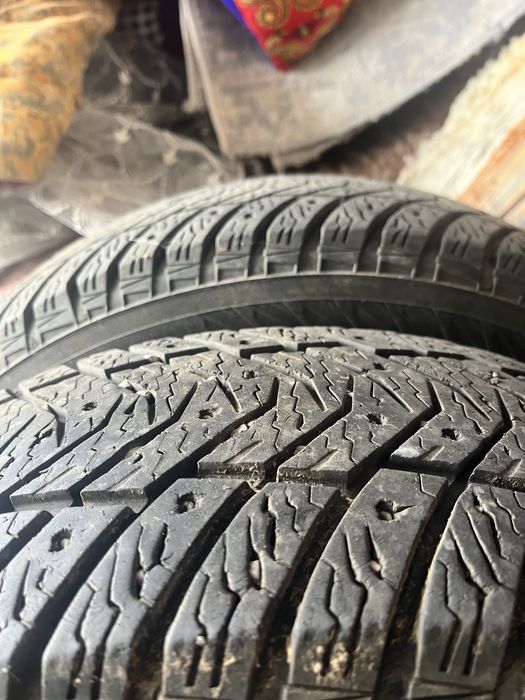 Продам шины R215/60/17