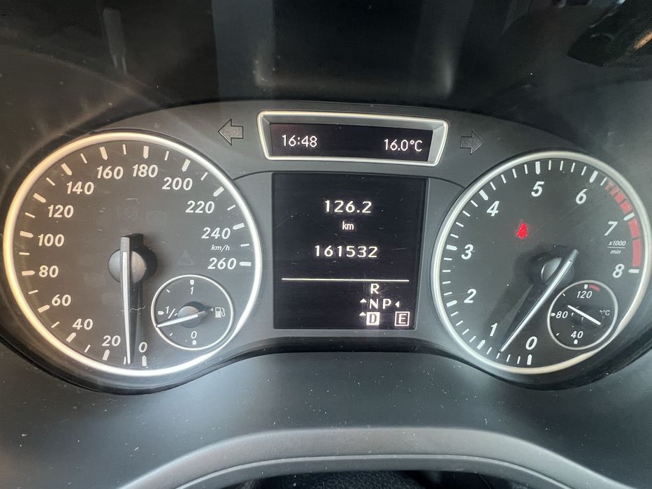 Mercedes B200 Automată | 1.6 Turbo Benzină | 2012 | 161.000 km | Piele