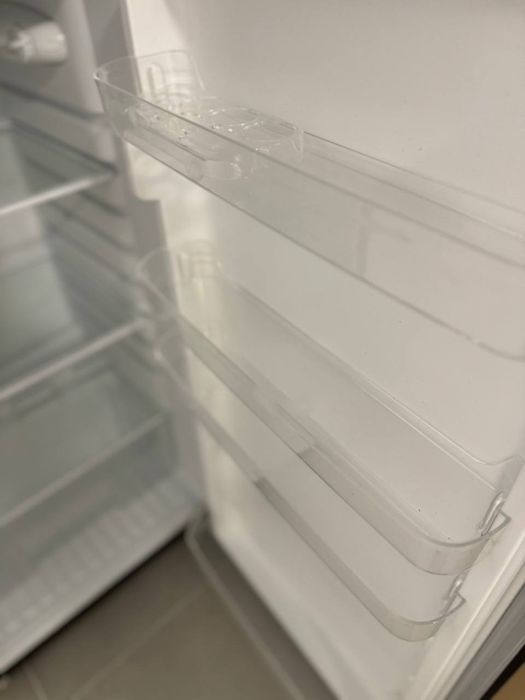 Черен Хладилник Нео във варна