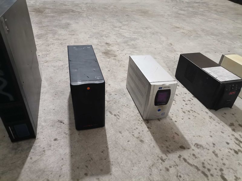 UPS  -  ЛОТ 2 - НЕработещи