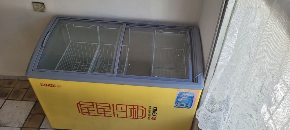 Морозильная камера для магазина