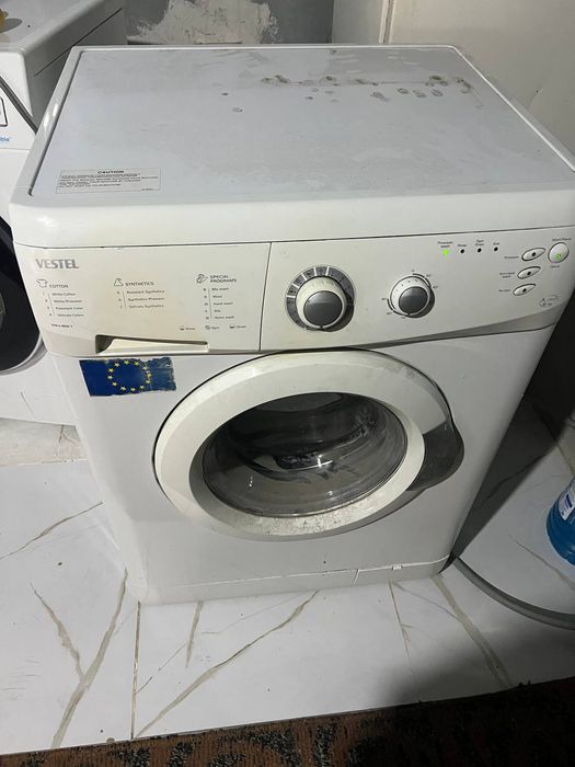 Продаю стиральную машину Висел на 6 кг срочно