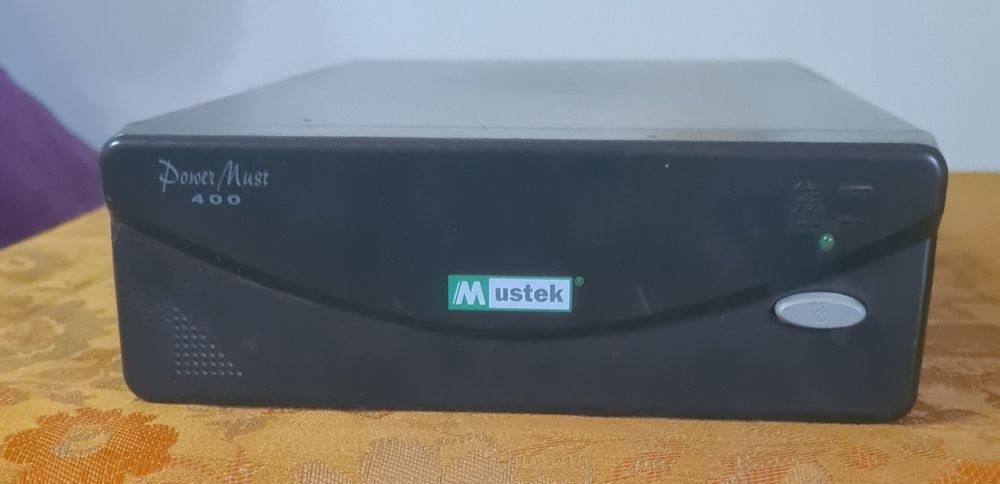 UPS Mustek model PowerMust 400