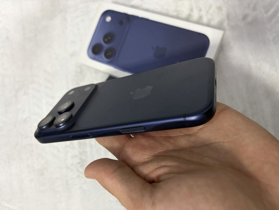 Apple Iphone 17pro 256gb blue Dual sim
