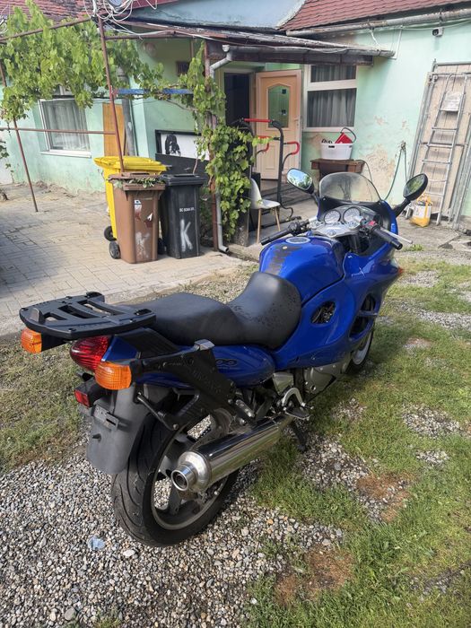 Vand Suzuki GSXF 600