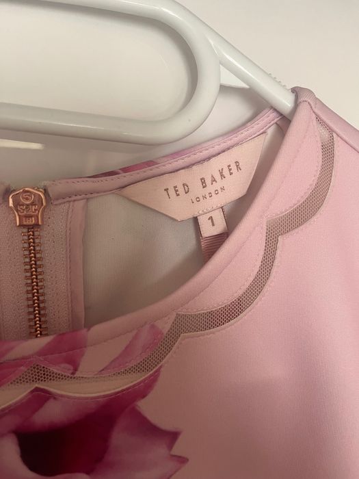 Официални рокли Ted Baker