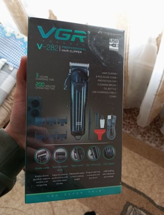 VGR 282 Professional hair clipper va VGR 106 hair clipper
Complect VGR