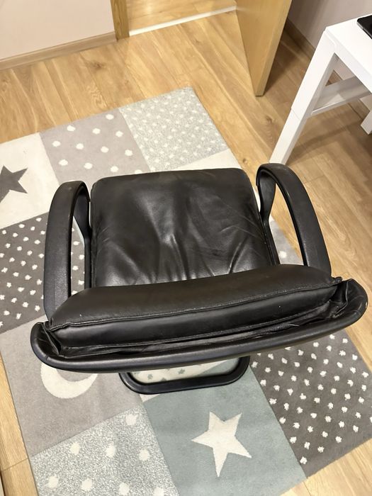 Кожен Офис стол