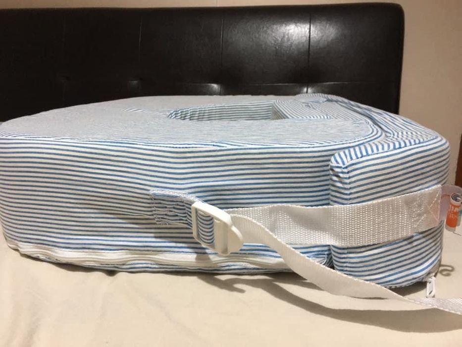 Perna pentru alaptat gemeni