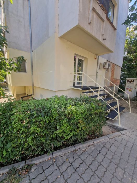 Inchiriez post in Salon beauty