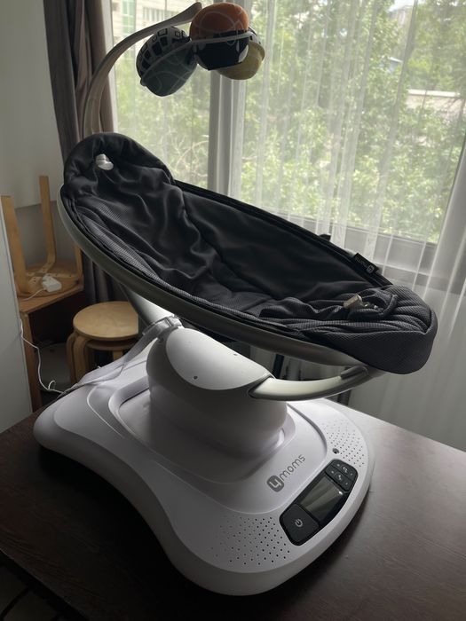 Электронная качель 4moms mamaroo