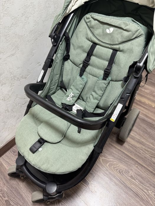 Продам детскую коляску