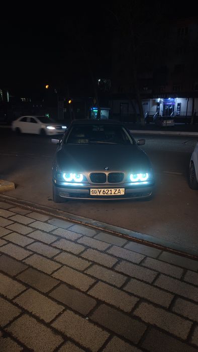 Срочно продается автомобиль BMW 520i