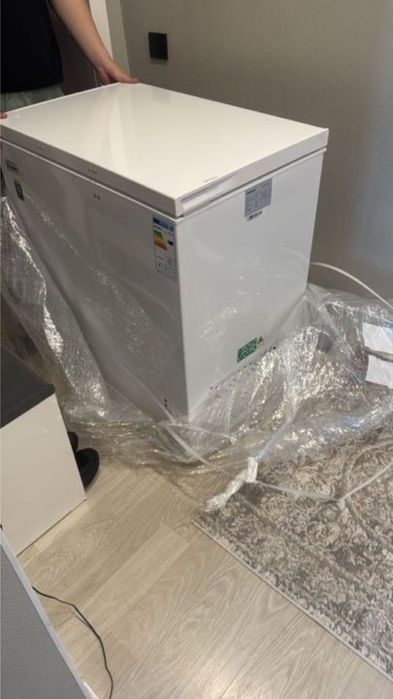 Морозильник 250л новый