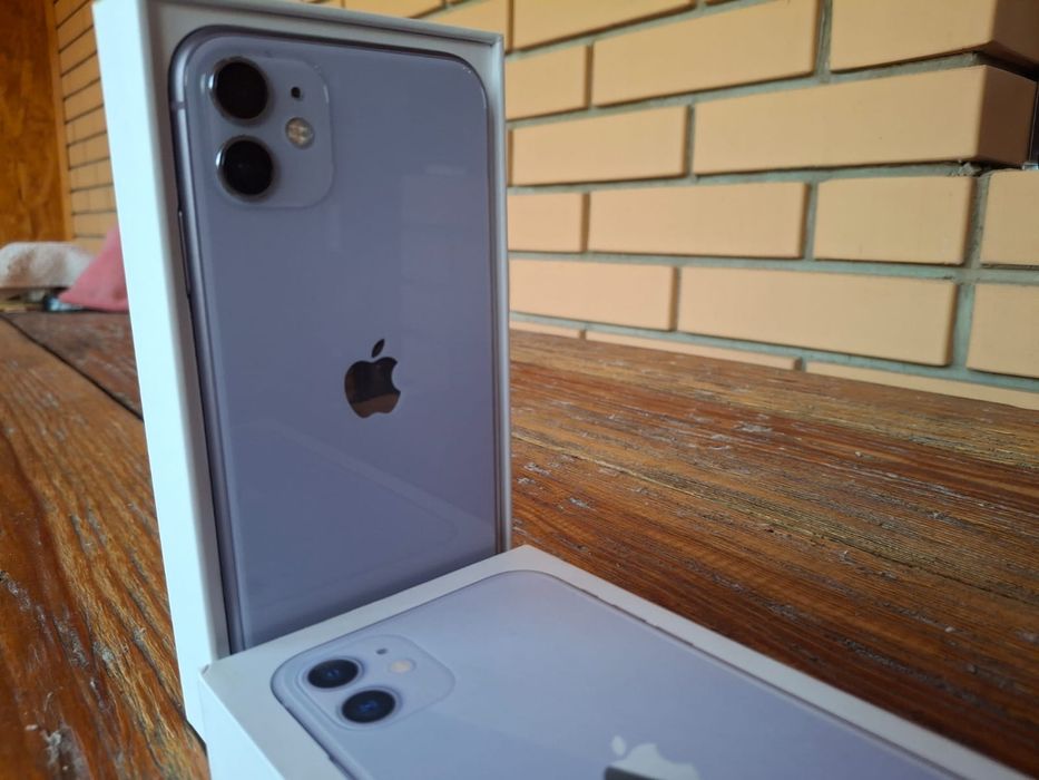 iPhone 11  128гб  68АКБ цена 75 тысяч