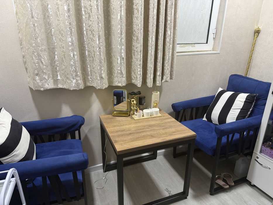 Mebel sotiladi 2 divani bitta stoli blan ideal xolatda
