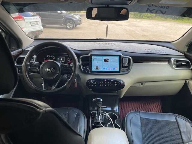 Продается чехол в машину