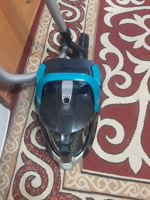 Продам пылесос Tefal.