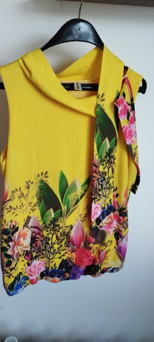 Блуза жълта на цветя, размер М