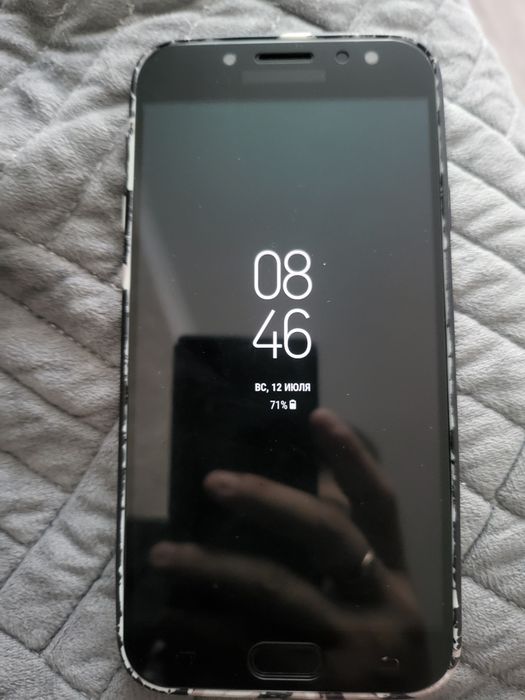 Продам SAMSUNG J7 2017