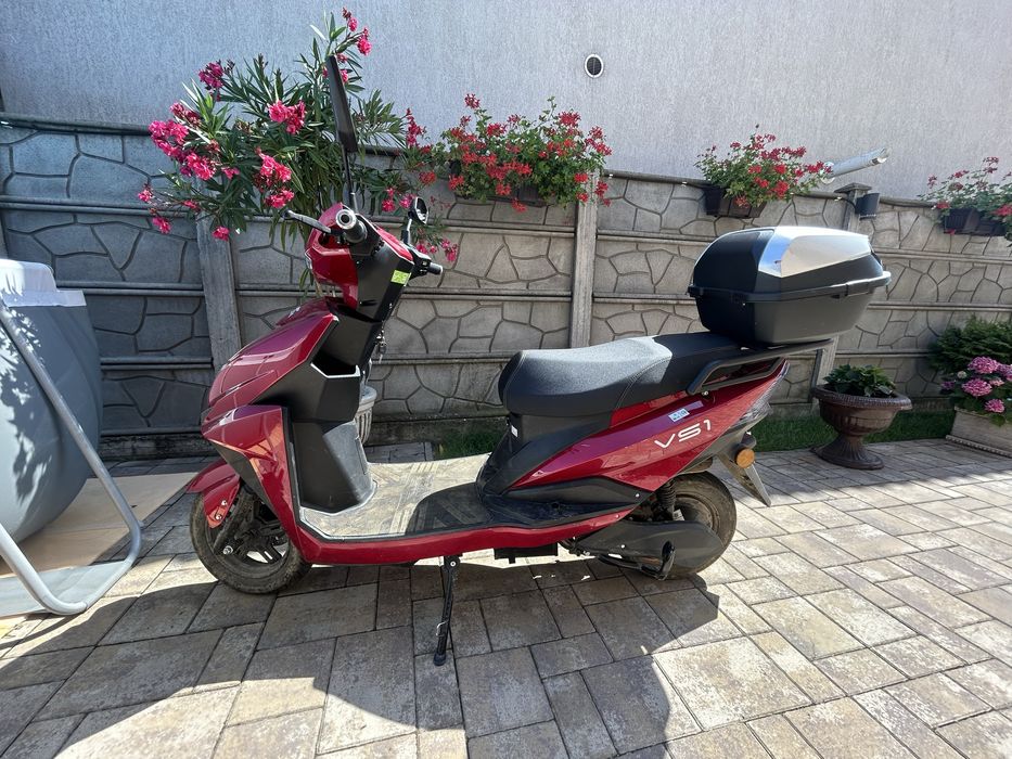 Vand scuter electric vs1
