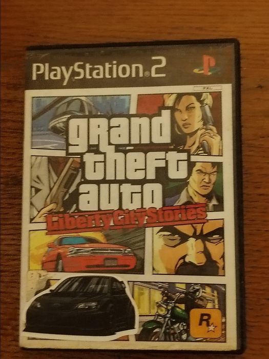 Pachet CD de joc pe PS2.