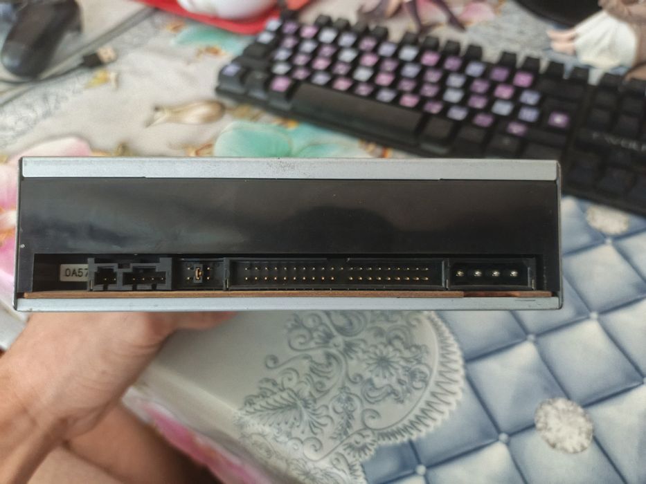 DVD-ROM привод LG GDR-H30N