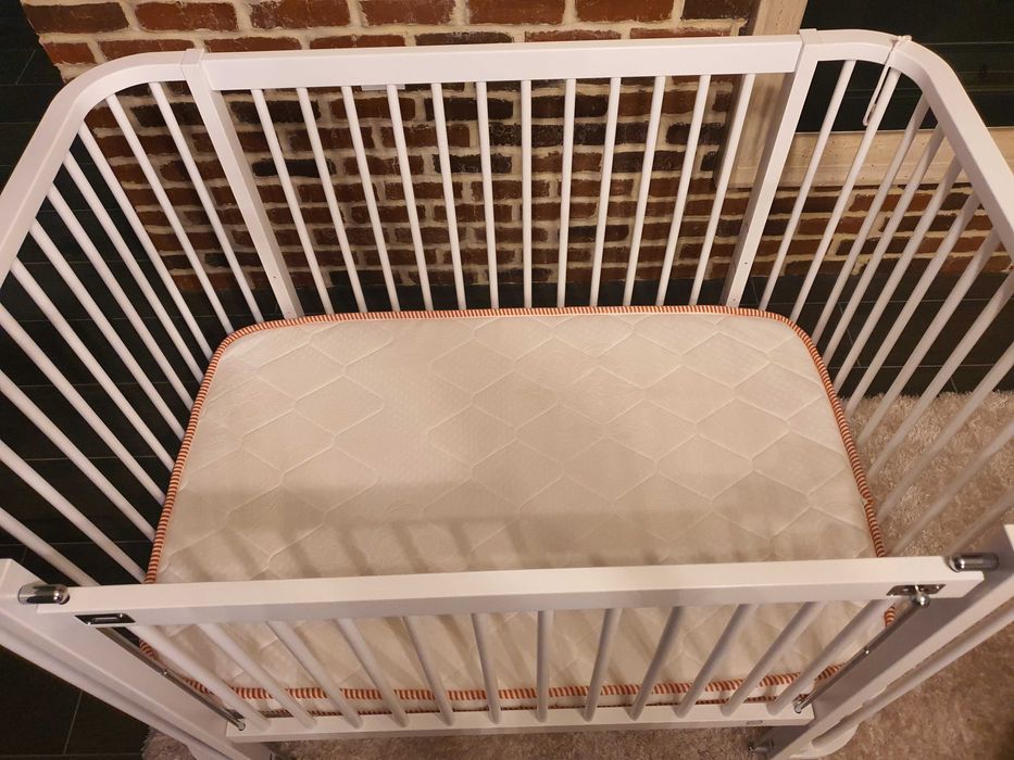 Бебешко креватче