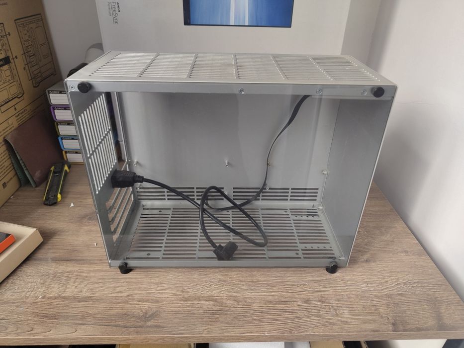 Корпус для mini pc