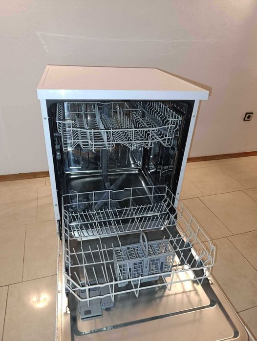 Съдомиялна машина Crown