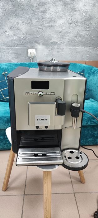 Expresor cafea  profesional Siemens eq 7 plus latte
