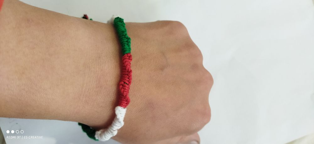 Гривна ръчно изработена с българския трибагреник