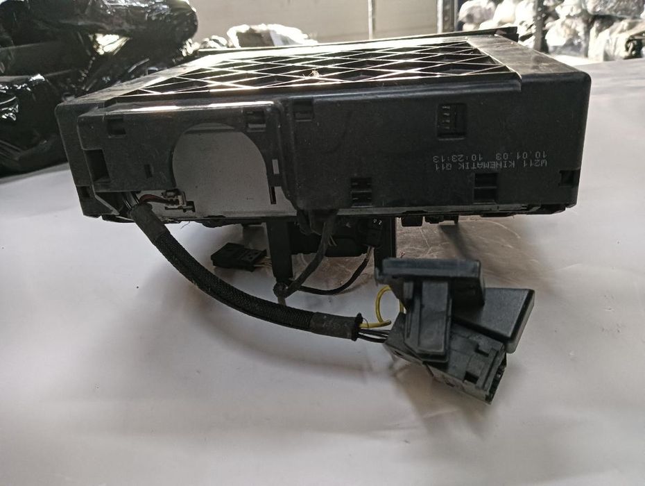 Comutator Lumini De Avarie/Esp/Incalzire Scaune Mercedes-Benz E-Class W211 2002 - 2009