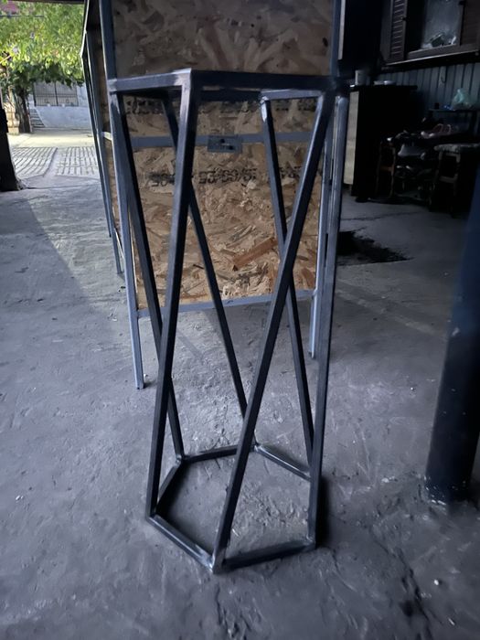 Stâlpisor decorativ