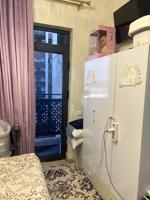 Orikzor residensda 3xona tayyor toza uy sotiladi