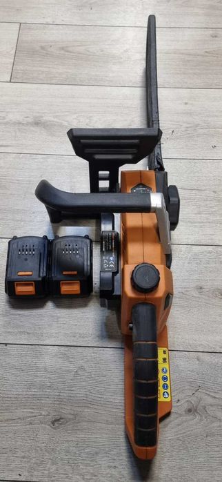 Amanet F28: Fierastrau electric Villager Fuse VBT 1440