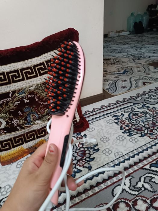 Soch taraladigan taroq sotiladi