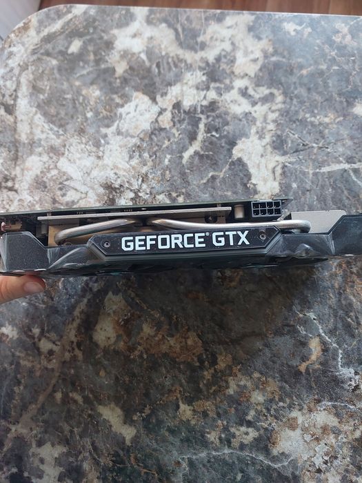 GTX1660 Ti DUAL 6 GB