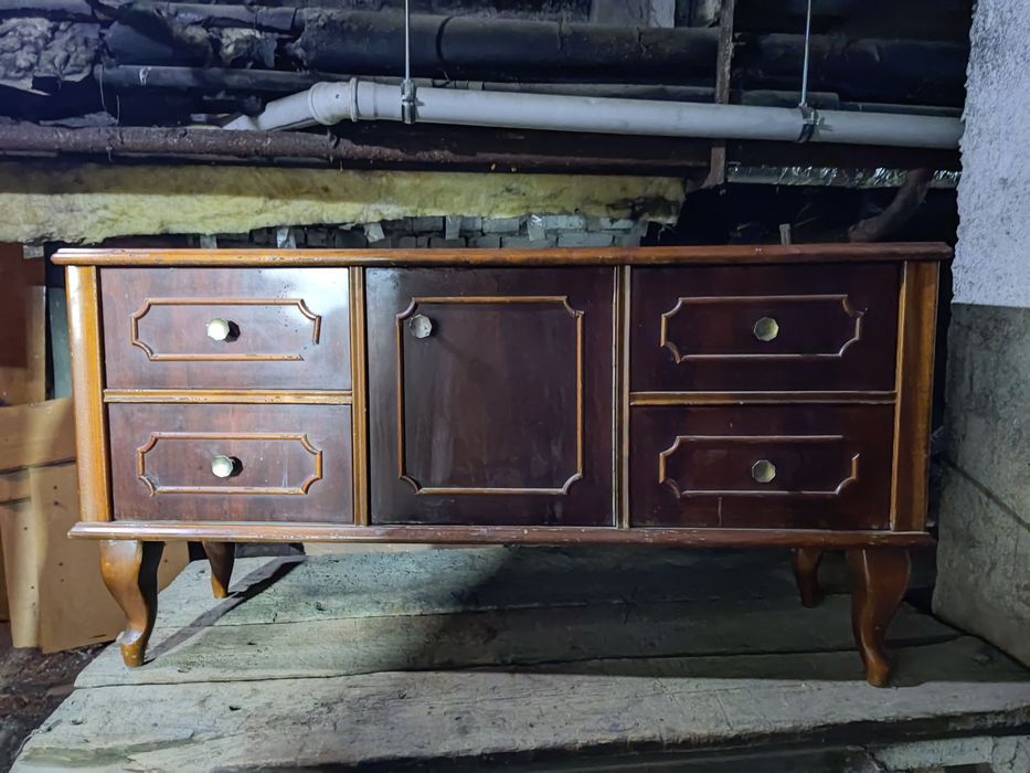 Тумба-консоль Румыния